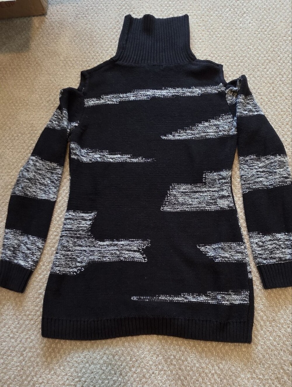 VENUS Black and White Marled Turtleneck Sweater